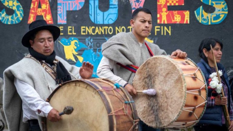 Las Bandas de Yegua del pueblo Pastos en Nariño fusionan tradición y música moderna para preservar su cultura e identidad.
